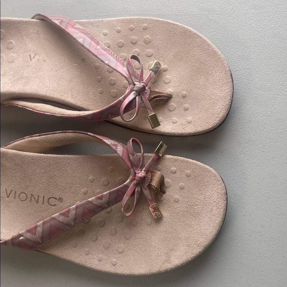 Vionic Bella Flip Flops - Picture 5 of 5